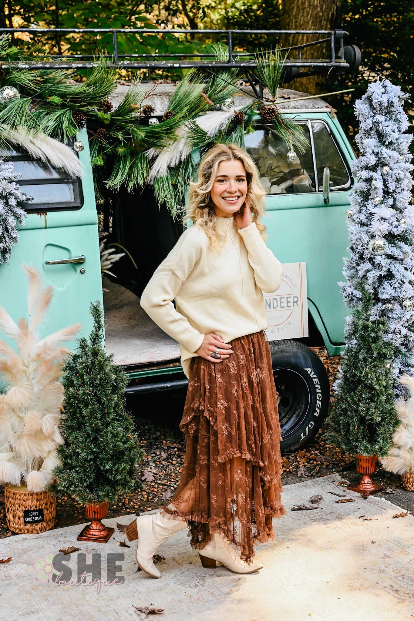 Brown Embellished Lace Hem Skirt