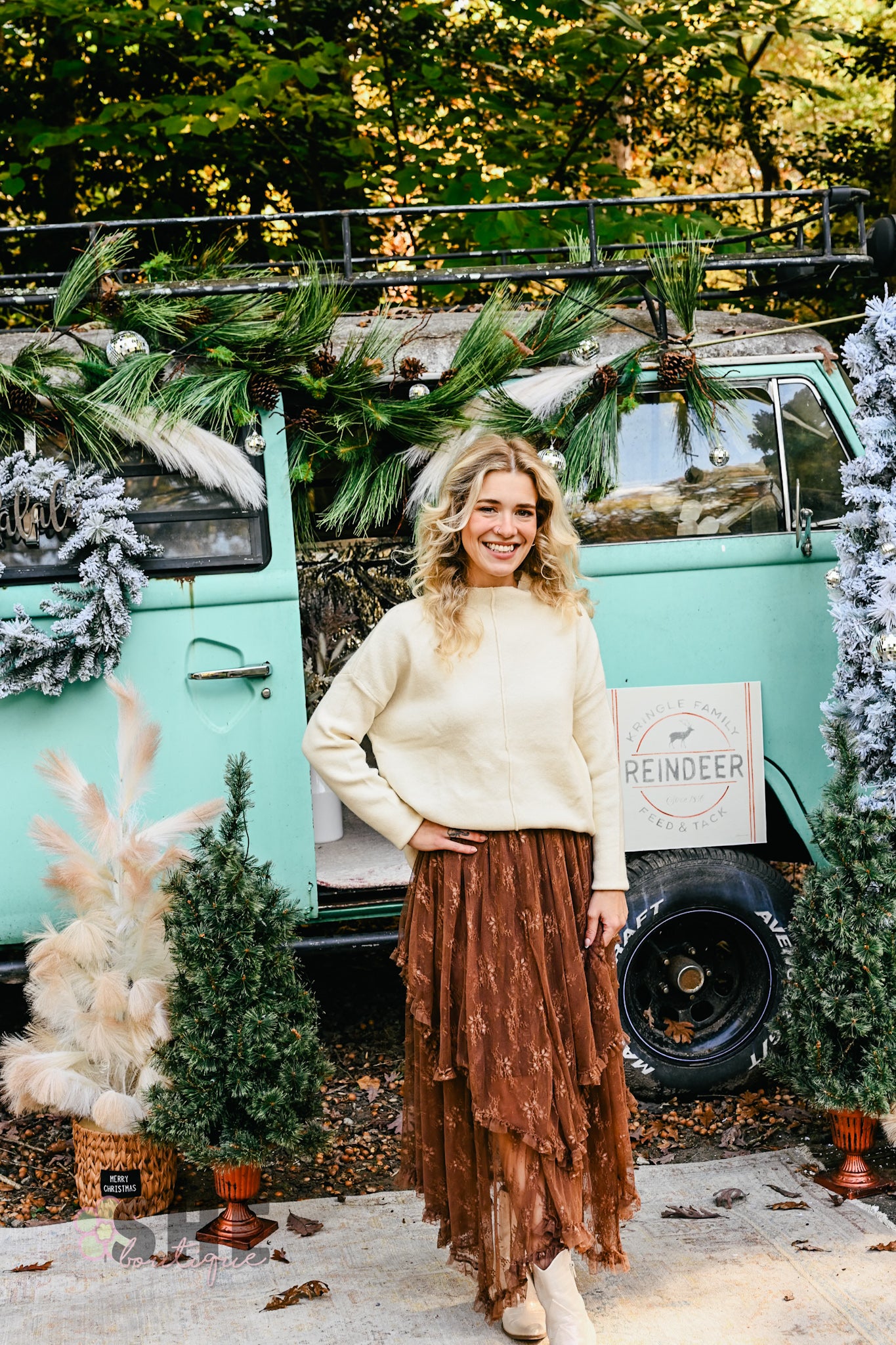 Brown Embellished Lace Hem Skirt