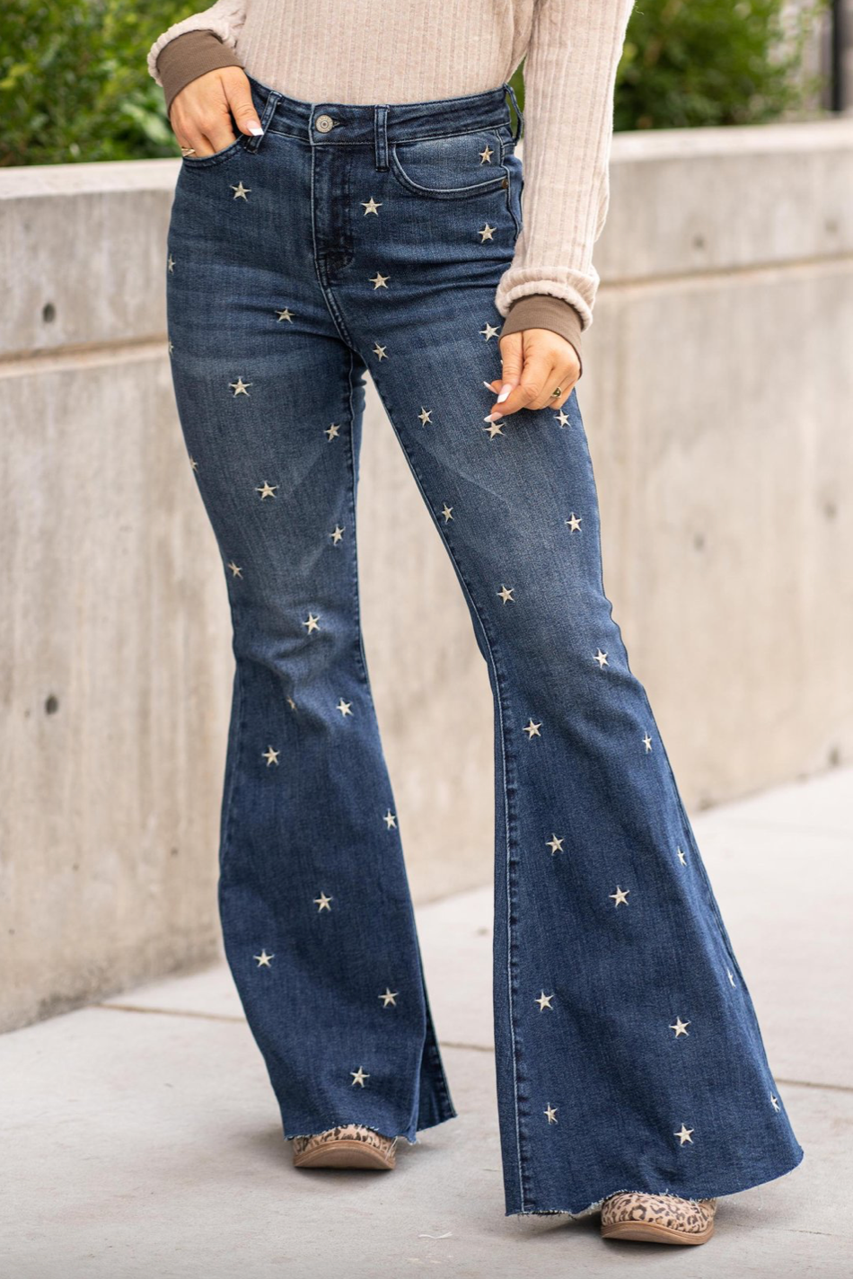 Star Embroidered Flare Jeans -